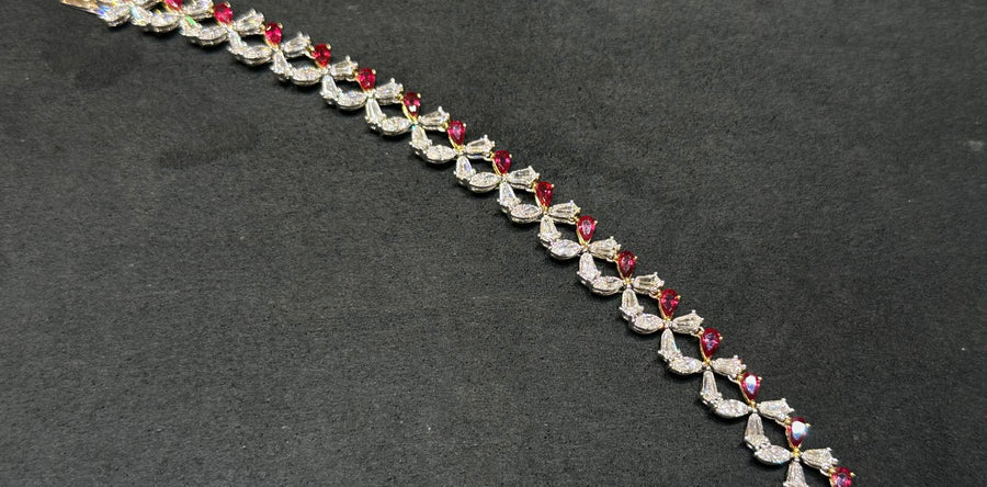 Pear Shape Ruby & Brilliant Cut Diamond Bracelet 紅寶石及鑽石手鍊