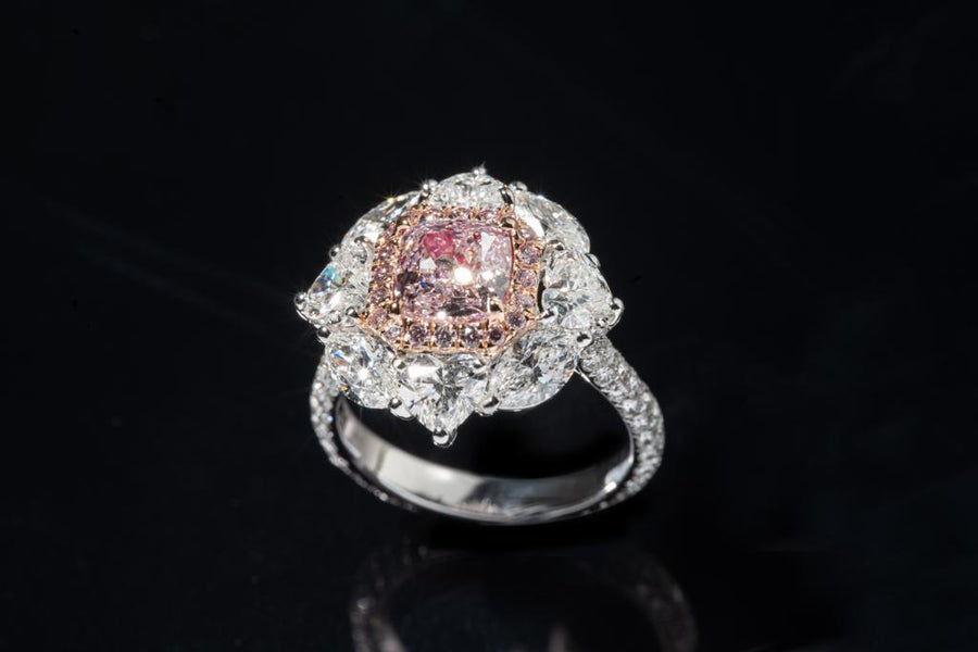 Natural Fancy Light Pink Diamond Ring 天然淡粉紅鑽石戒指