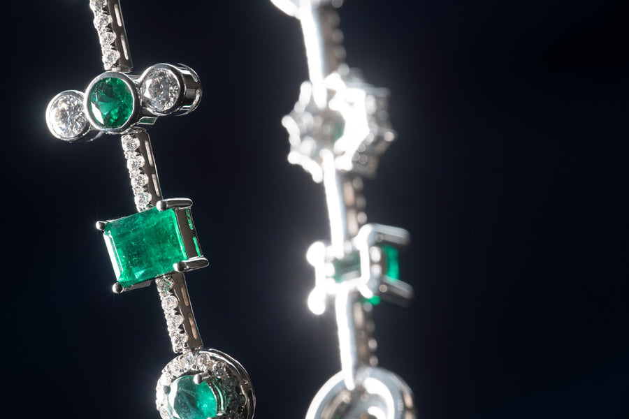Columbian Green Emerald And Diamond Bracelet  哥倫比亞祖母綠寶石及鑽石手鍊