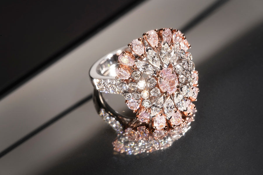Natural Light Pink Diamond Ring  天然粉紅鑽石戒指