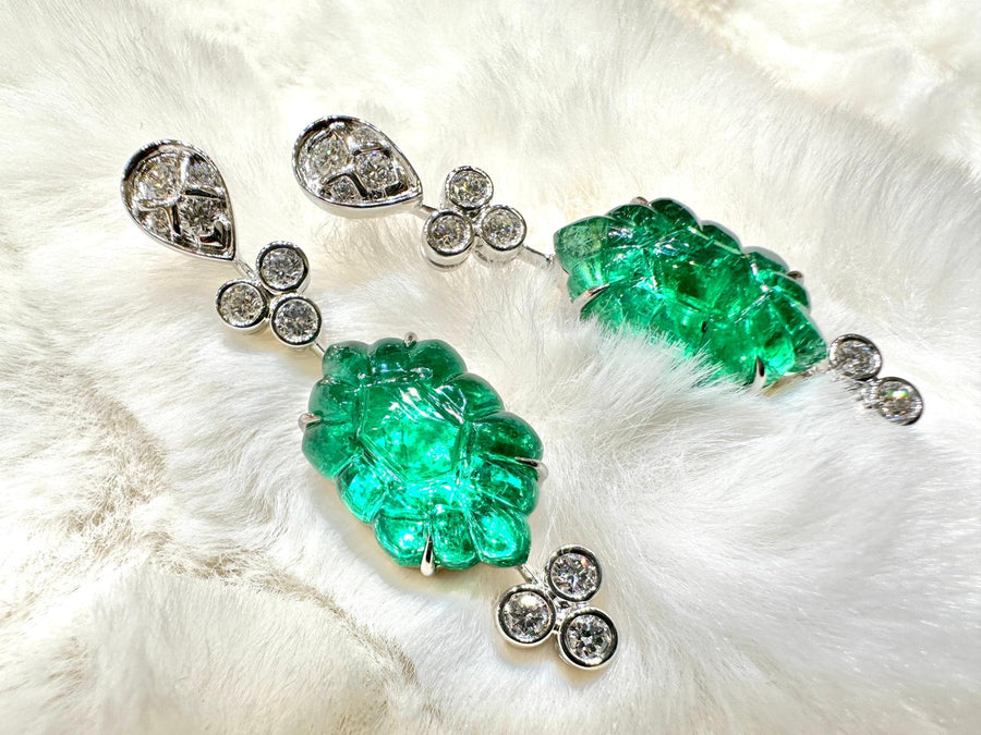 Carving Green Emerald & Diamond Earrings 雕刻綠寶石鑽石耳環
