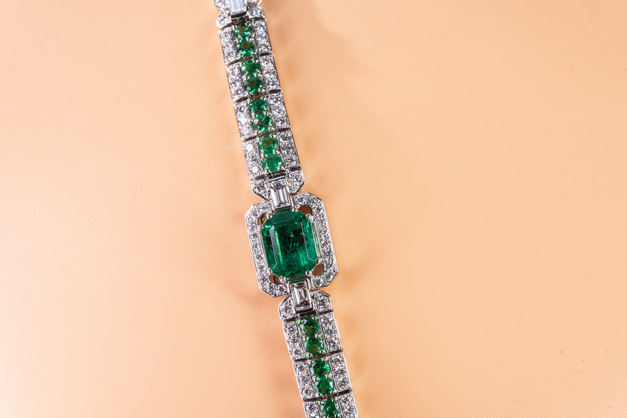 Natural Green Emerald And Diamond Bracelet 祖母綠切割的祖母綠寶石及有圓形閃亮切割的鑽石手鏈