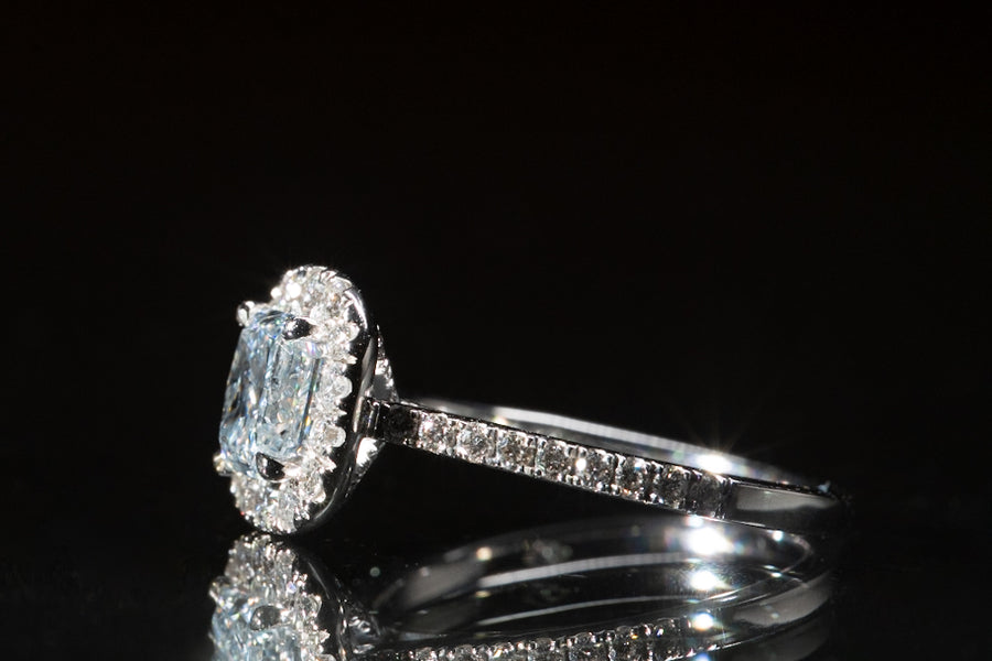 Natural Fancy Blue Diamonds Ring 天然彩藍鑽石戒指