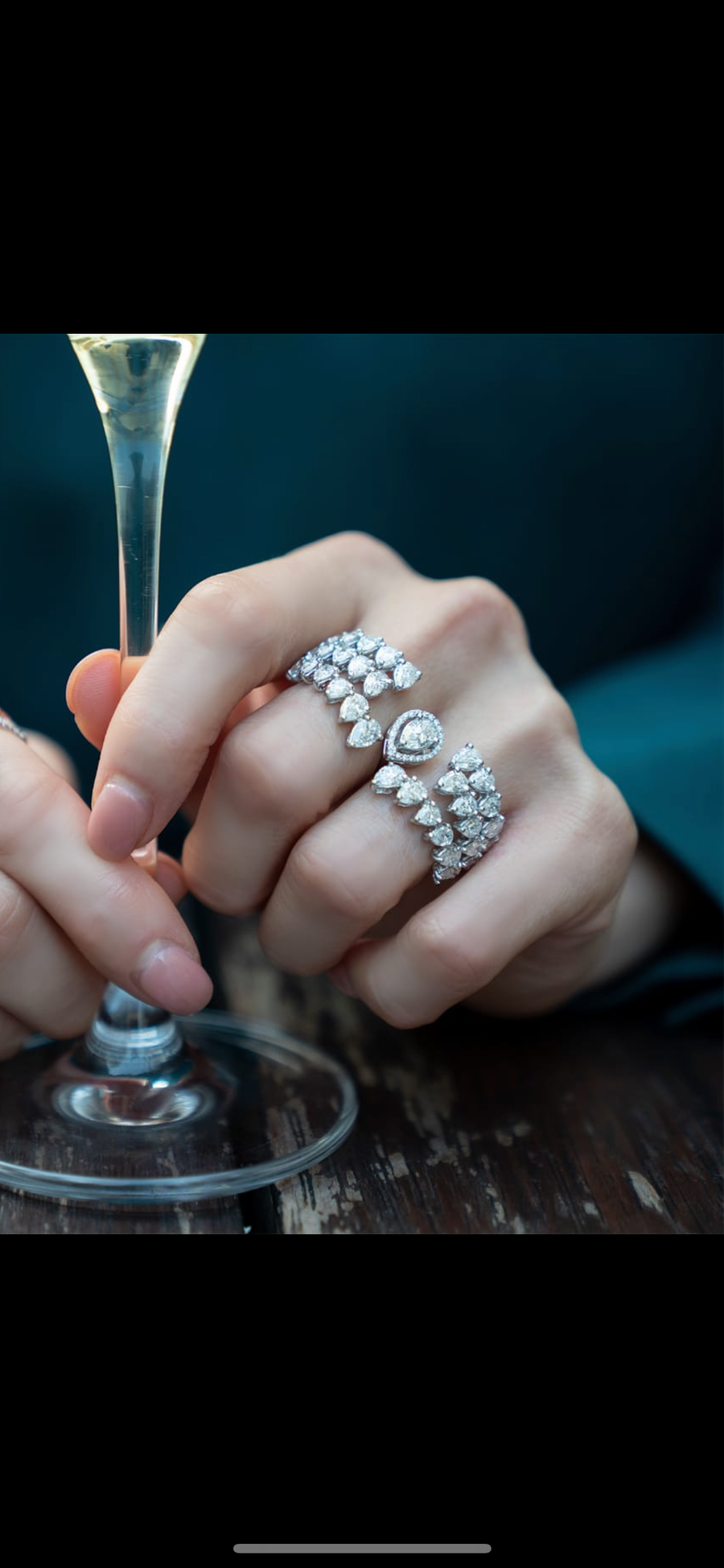 Pear Shape Brilliant Cut Diamond Double Fingers Ring  梨形閃亮切割鑽石二指戒指