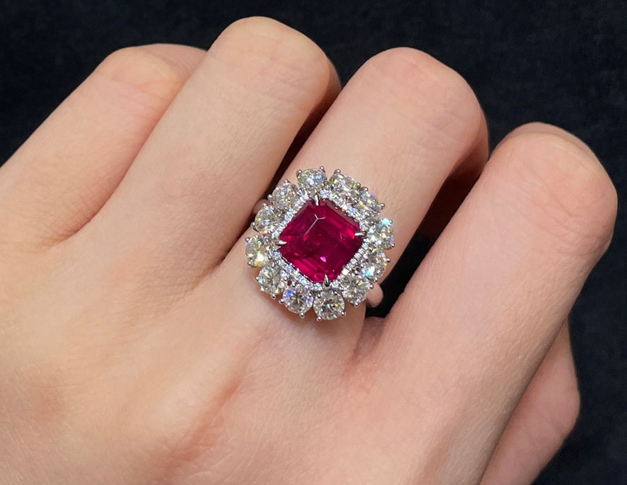 Emerald Cut Ruby and Diamond Ring 方形切割紅寶石和配鑽石戒指