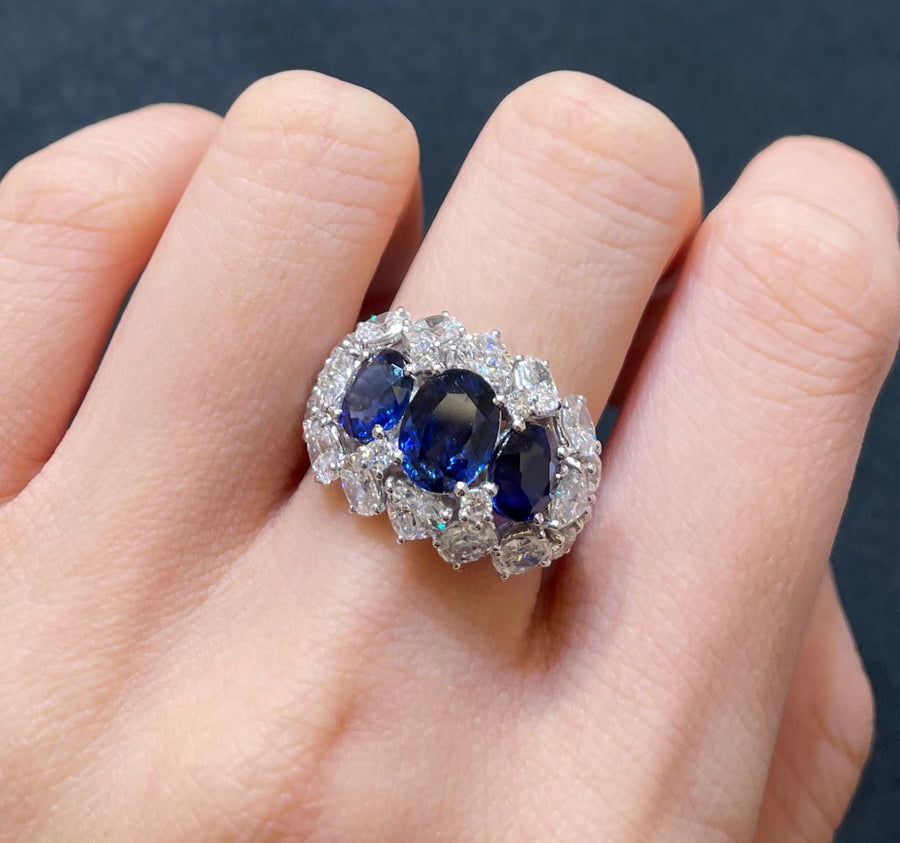 I-Love-U Oval Brilliant Cut Blue Sapphire & Diamond Ring 藍寶石及鑽石戒指