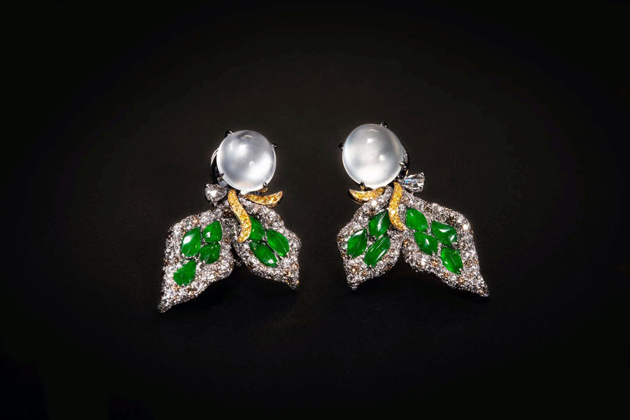 Natural White Jadeite And Diamonds Earrings 冰種白翡翠耳環