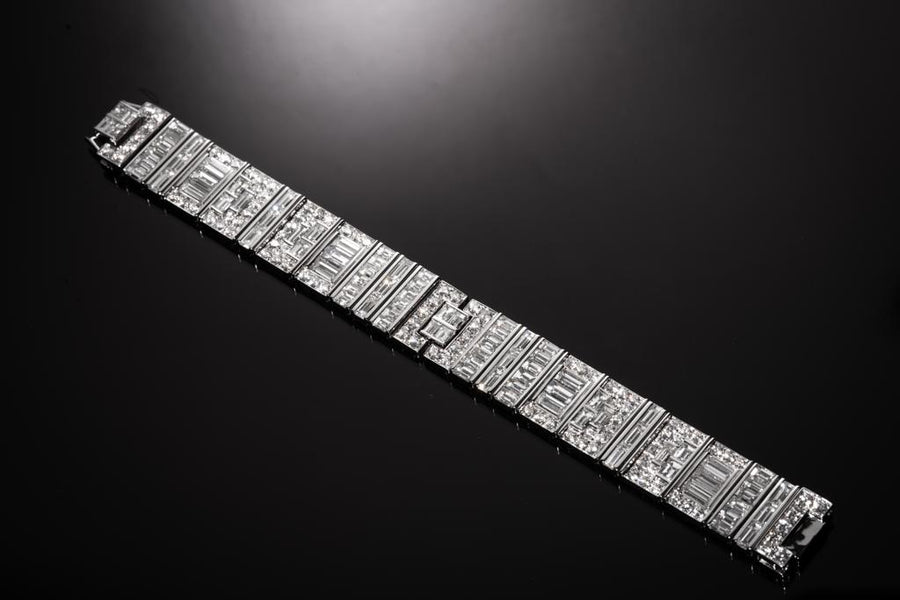 Baguette & round brilliant cut diamond bracelet 狹長方形及圓形閃亮切割鑽石手鍊