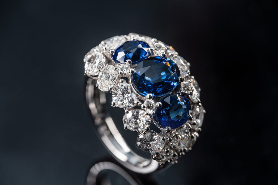 I-Love-U Oval Brilliant Cut Blue Sapphire & Diamond Ring 藍寶石及鑽石戒指