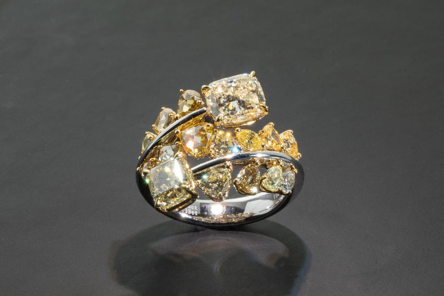 Fancy Yellow Brilliant & Rosecut Diamond Ring 香檳黃金色鑽石戒指
