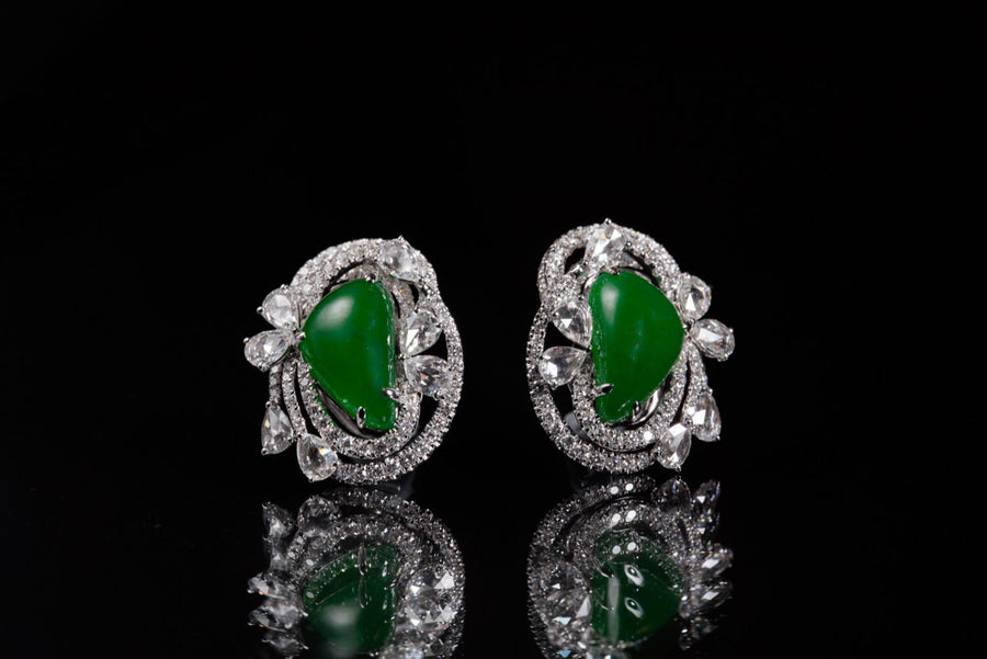Matching Pair Of Green Jadeite And Diamond Earrings 陽綠翡翠與鑽石耳環