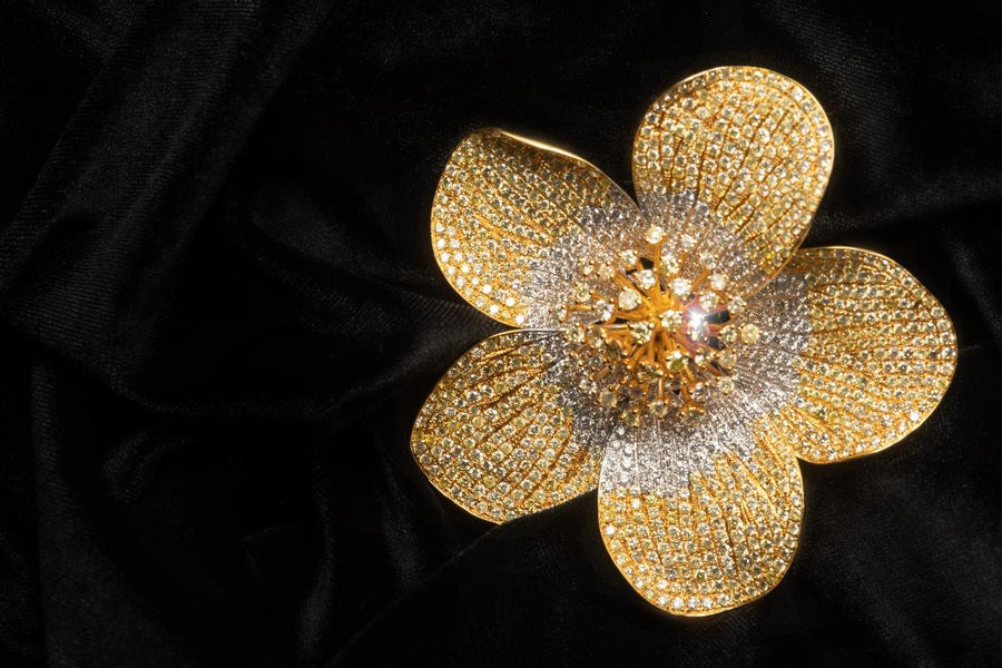 Yellow Diamond ''Flower'' Brooch “花”黃鑽胸針